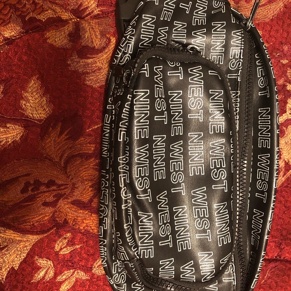 Nine West Fanny pack